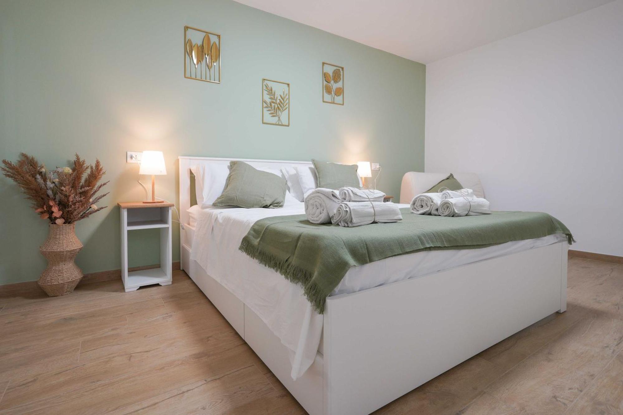 Alice Al Mare Apartment Pescara Exterior photo